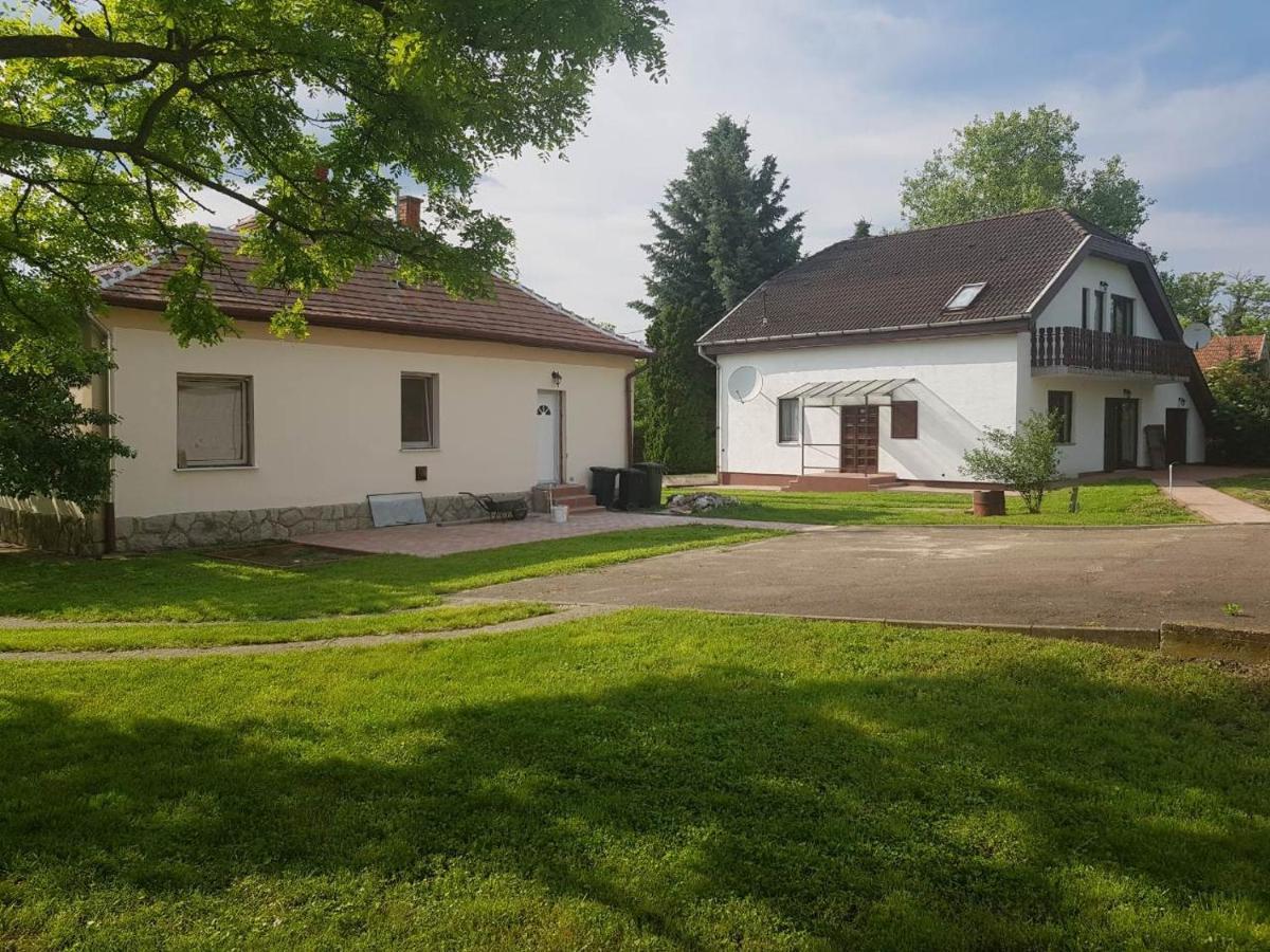Czinege Vendeghaz - Nagy Haz Apartment Poroszló Exterior foto